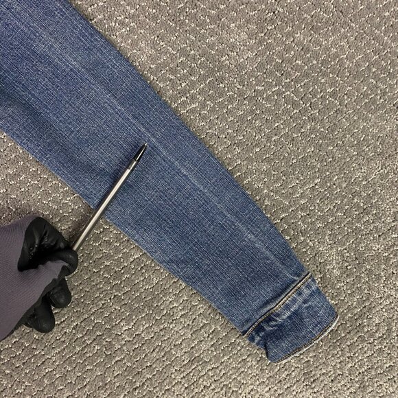 Vintage Levi's Jean Jacket Women's Small Blue Cotton Made in USA Denim Trucker - Picture 7 of 16